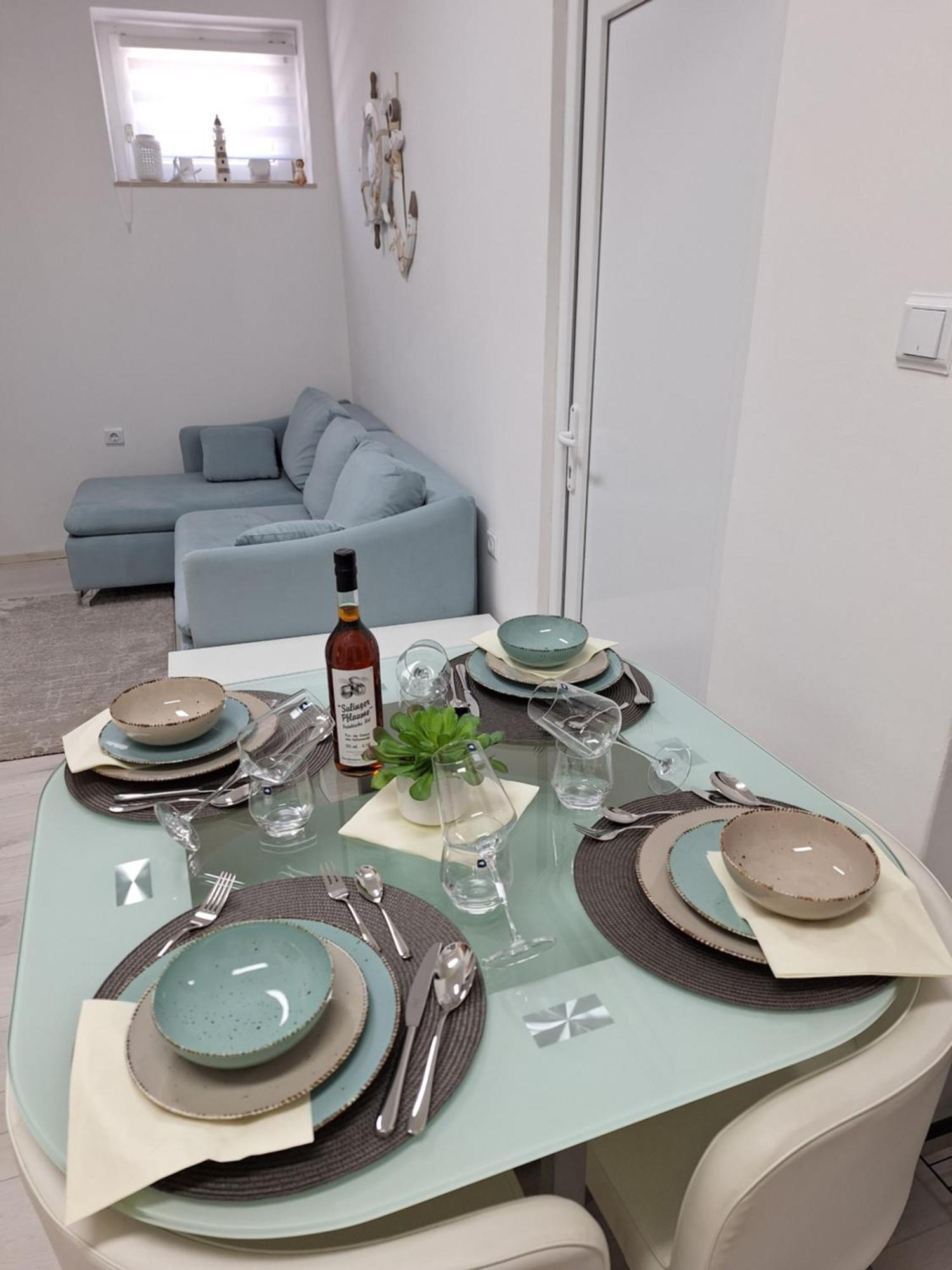 Apartma Irena โนวีวีโนดอลสกี ภายนอก รูปภาพ